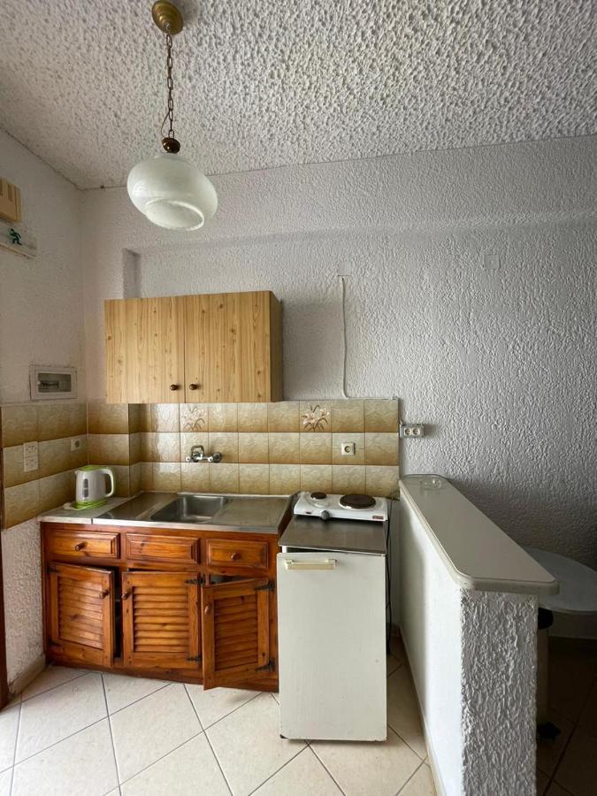 Yannis Apartments บาร์บาตี ภายนอก รูปภาพ