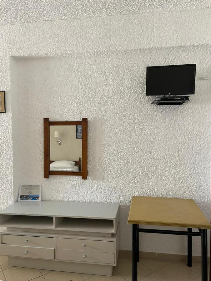 Yannis Apartments บาร์บาตี ภายนอก รูปภาพ